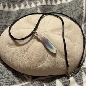 Elegant Black and Purple Feather Pendant Necklace